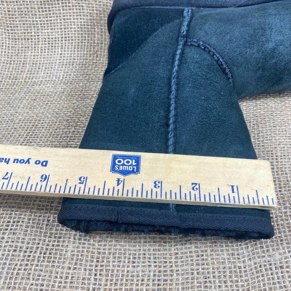 UGG Boots Australia Classic Short Black Suede Fur Lined Women SZ 6 - Picture 10 of 12